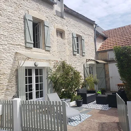 Maison De Charme Avec Terrasse Vakantiehuis Ver-sur-Mer