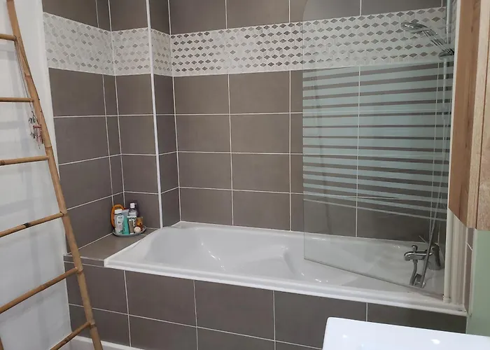 Maison De Charme Avec Terrasse *