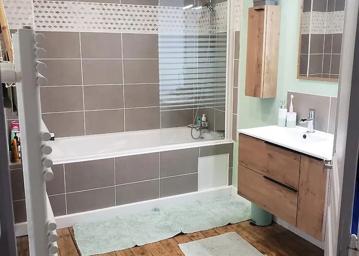 Maison De Charme Avec Terrasse *