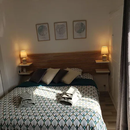 Maison De Charme Avec Terrasse Holiday home Ver-sur-Mer