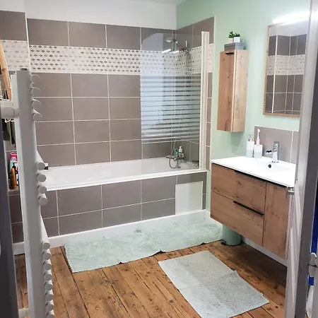 Maison De Charme Avec Terrasse *